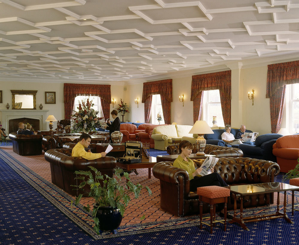 Whittlebury Hall And Spa Exteriör bild