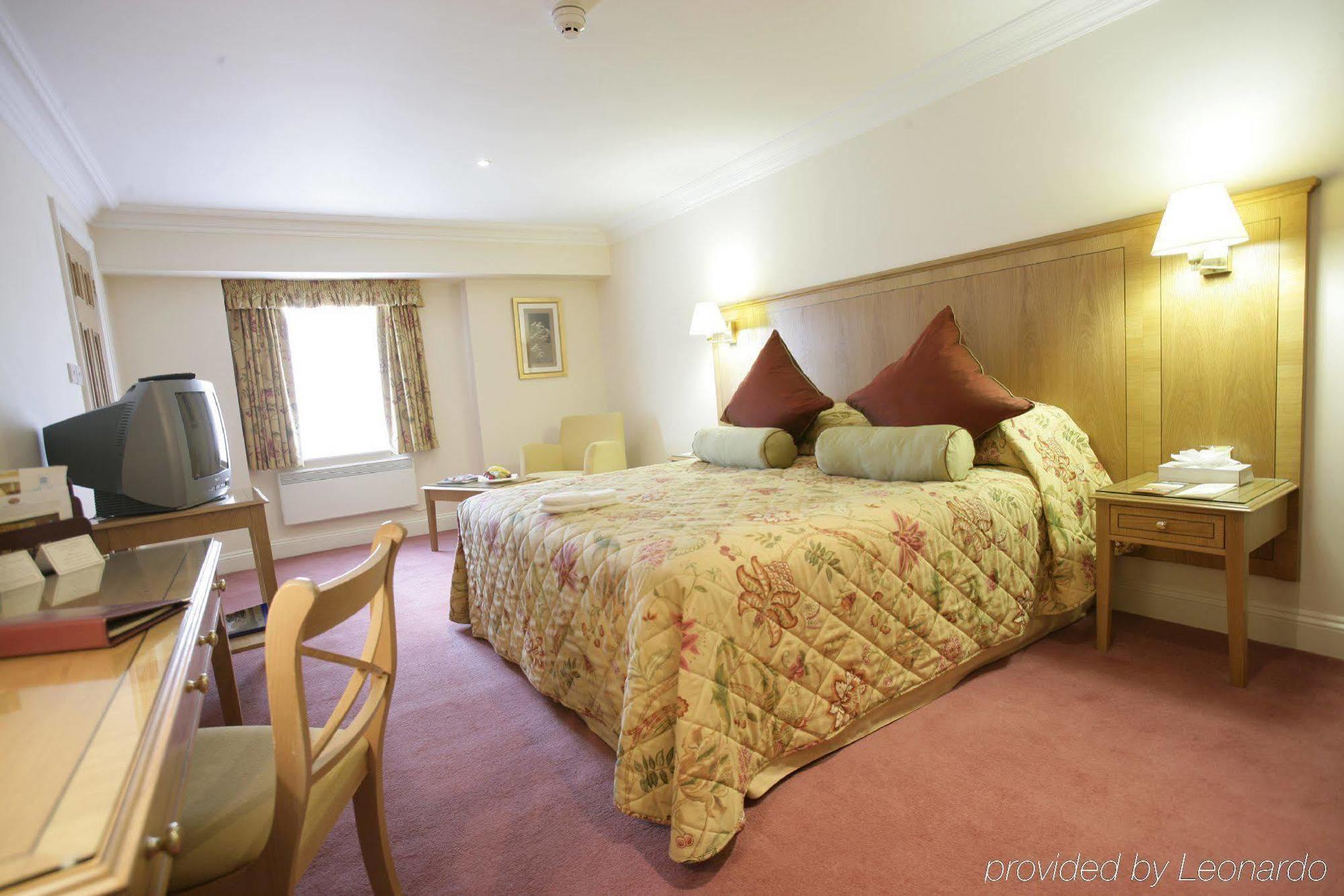Whittlebury Hall And Spa Rum bild